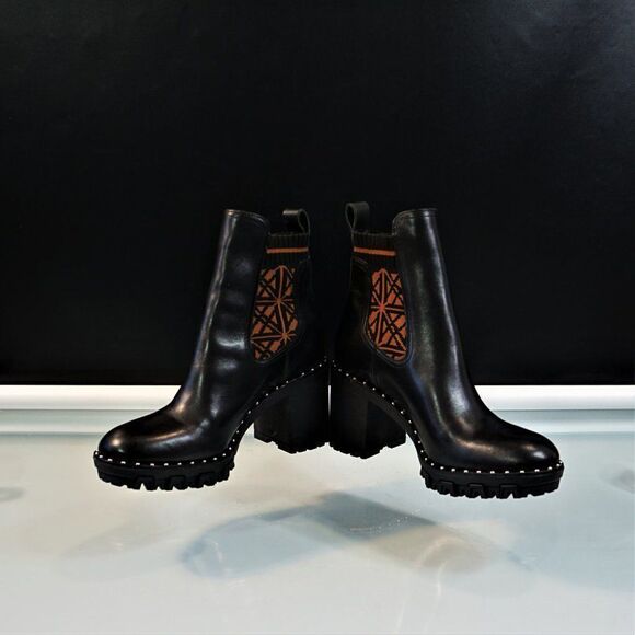 Antonio Melani Chunky Lug Sole Booties 20th Anniversary Collection Mikee Logo - Picture 2 of 11